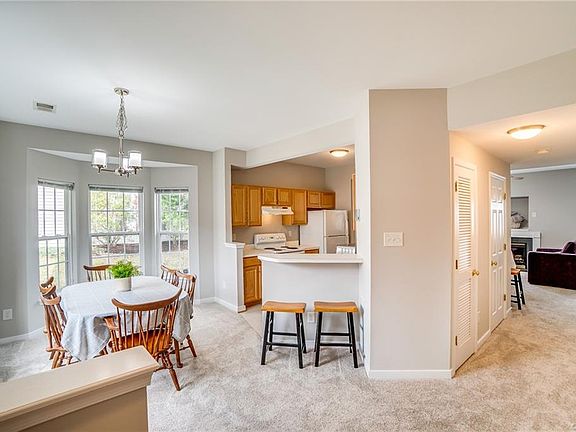 4th image of 5506 Millwheel Ln