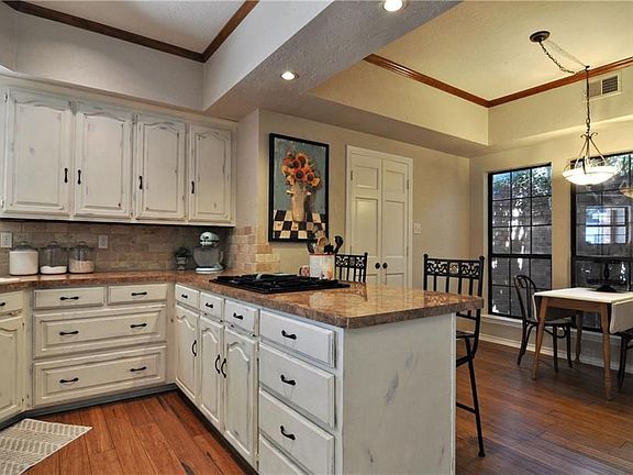 5th image of 510 Shalamar Pl