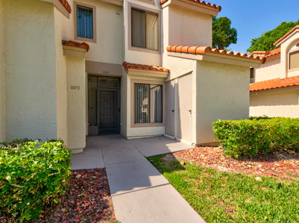 1065 Country Club Dr #614, Titusville, FL 32780