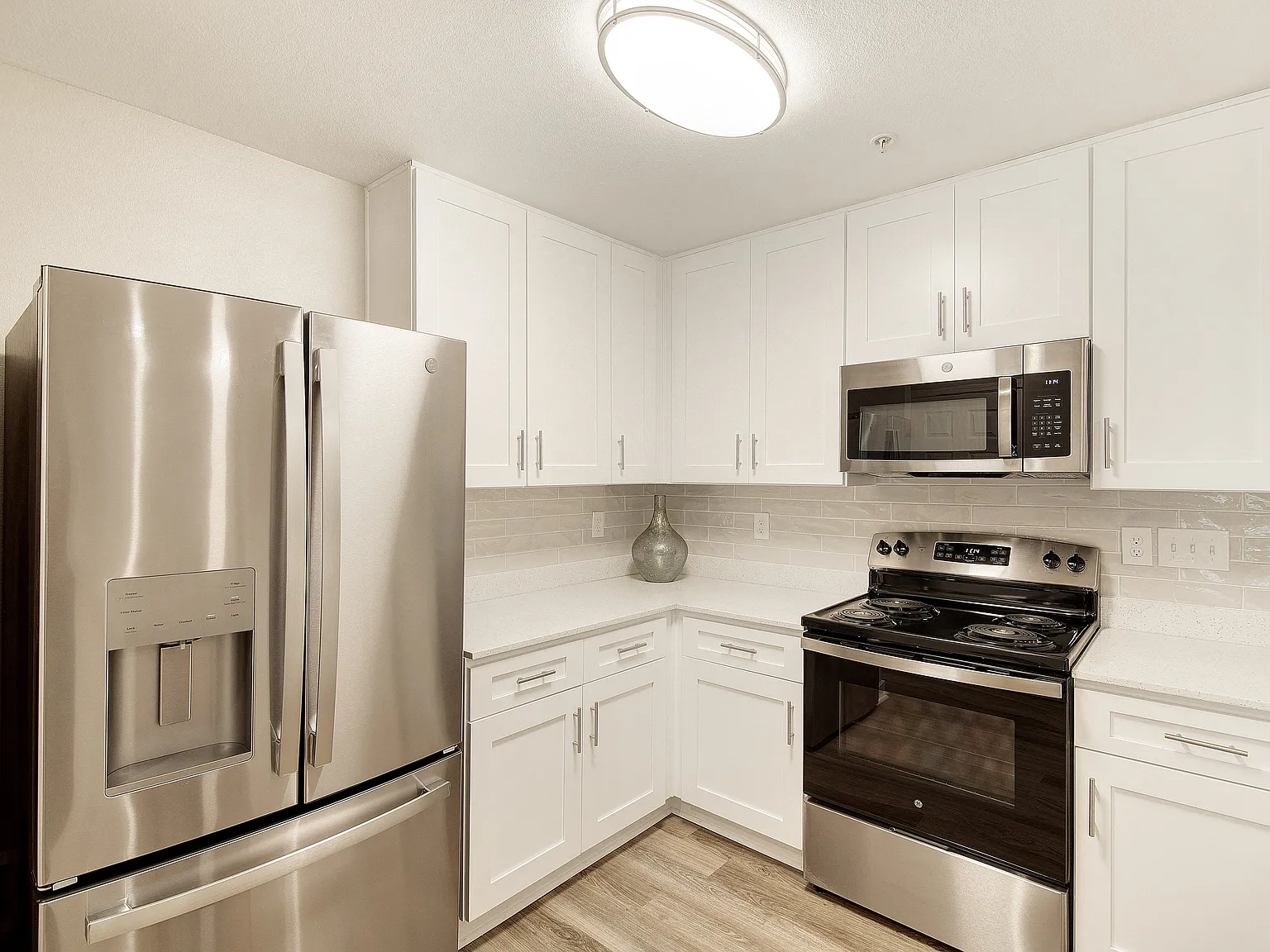 The Azul Apartment Homes — Photo 4