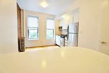 Rented by Best Apartments North Inc