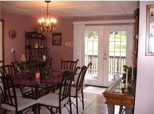 360 Oak Rd, Gibsonia, PA 15044