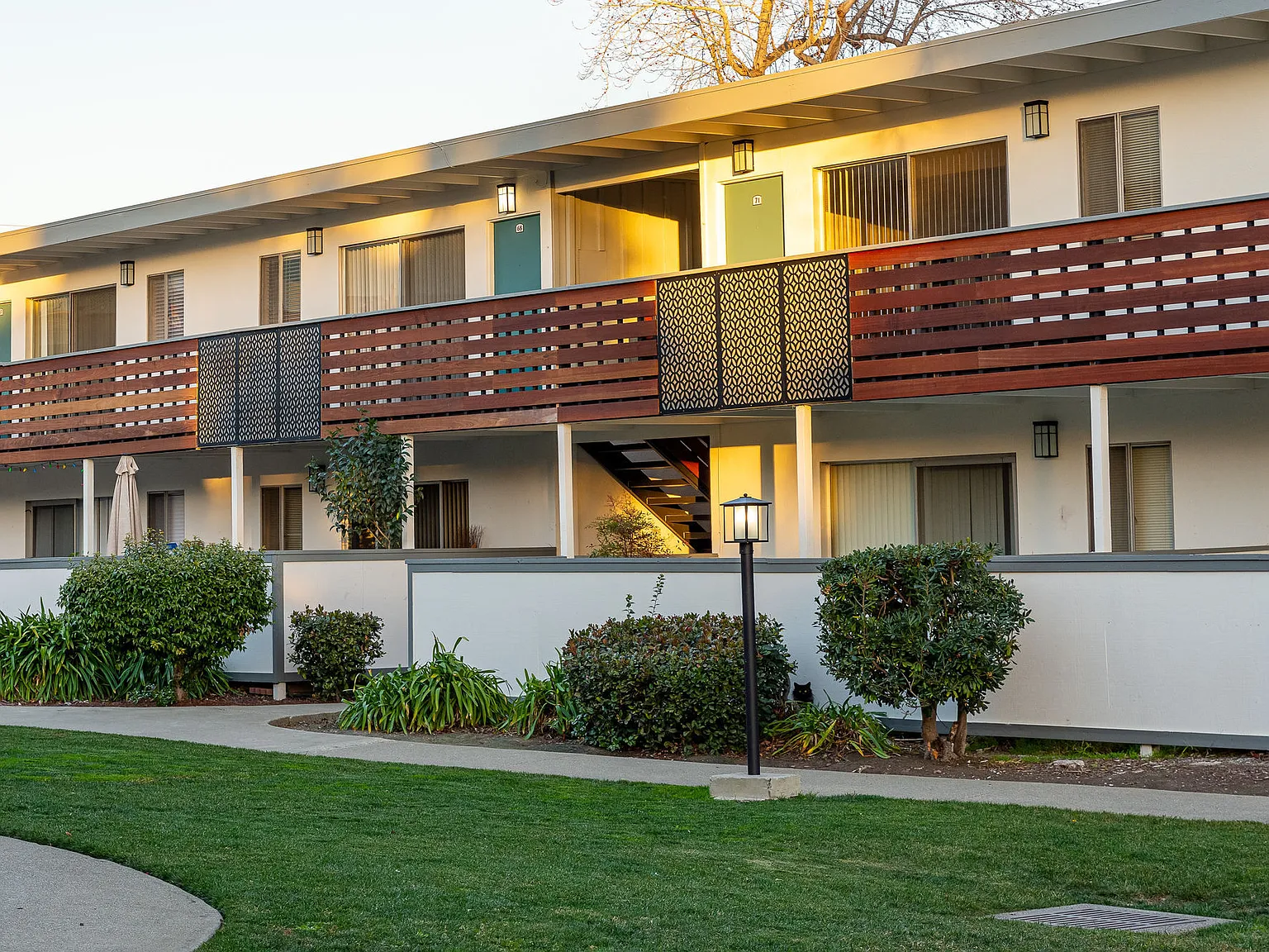 Jackson Flats — Photo 2
