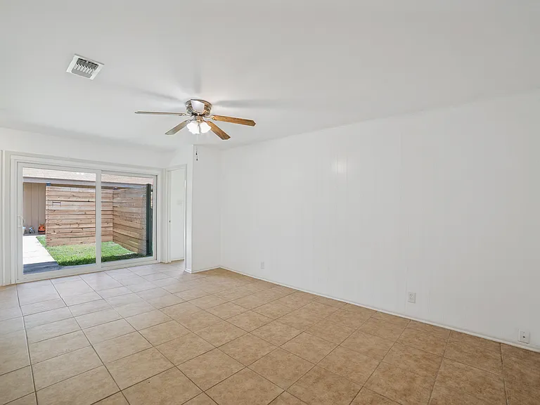 8390 N Verde Dr #1 — Photo 14