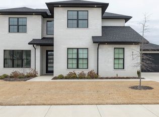 8613 Feathered Nest Run, Maumelle, AR 72113