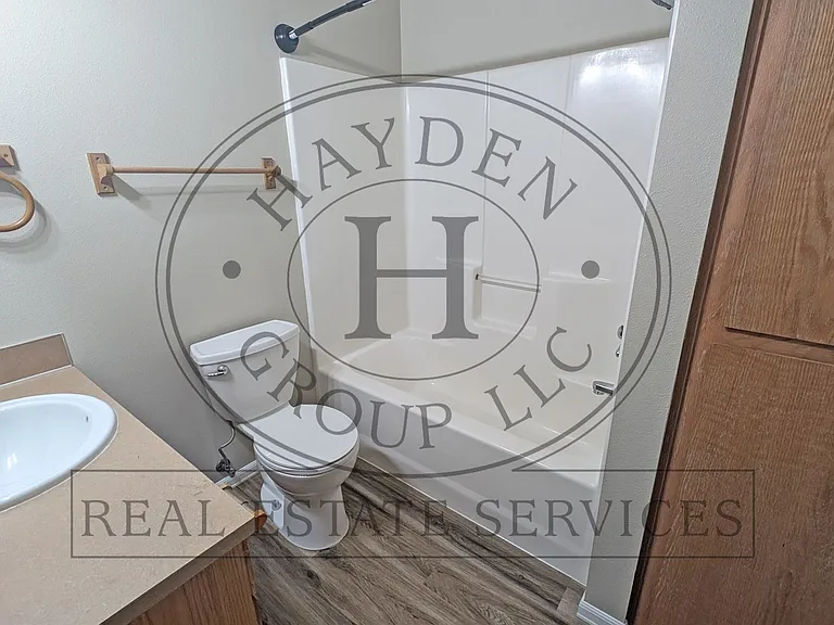 2825 Pacific Ave #E — Photo 12