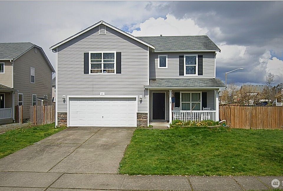 1st image of 203 Weaver Street NE