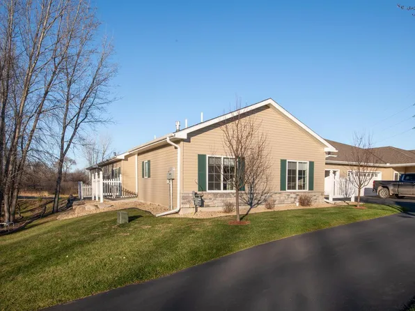 154 Kings Pointe Dr, Delano, MN 55328