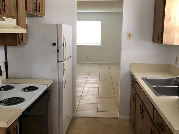 5th image of 4150 Barna Ave APT C