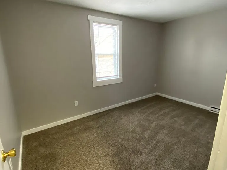 1800 Lehman St — Photo 13