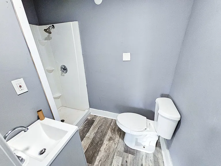 4831 E Washington St #4 — Photo 18