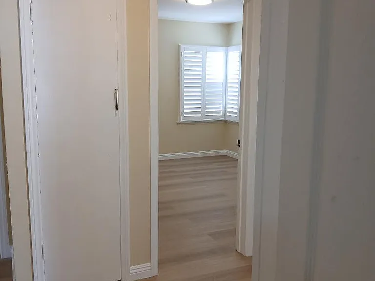 13328 S Wilkie Ave — Photo 4