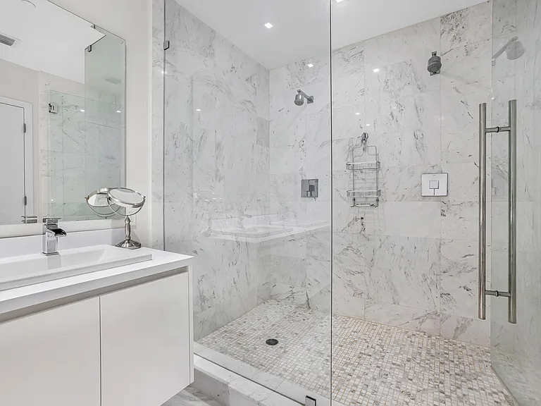 701 N Fort Lauderdale Beach Blvd #406 — Photo 24