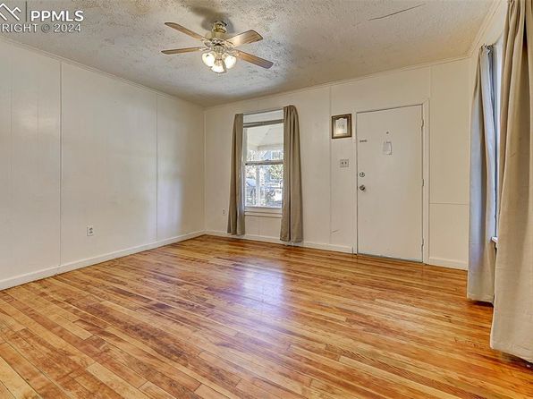 colorado-springs-colorado-243806642 picture