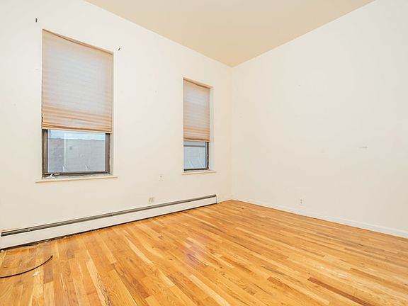 4th image of 20 Morgan Ave APT 3L