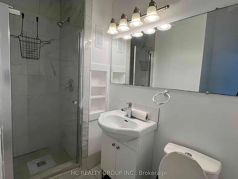 37 Empress Ave — Photo 10