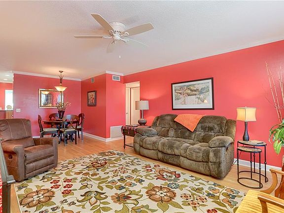 5th image of 2447 Ecuadorian Way APT 59