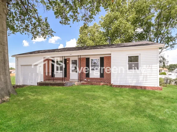 7417 Lynn Grove Ct, Hazelwood, MO 63042