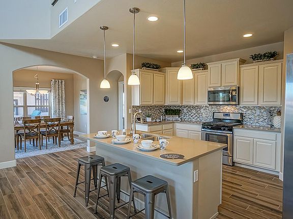 Kitchen - Coco Estates of Santa Monica