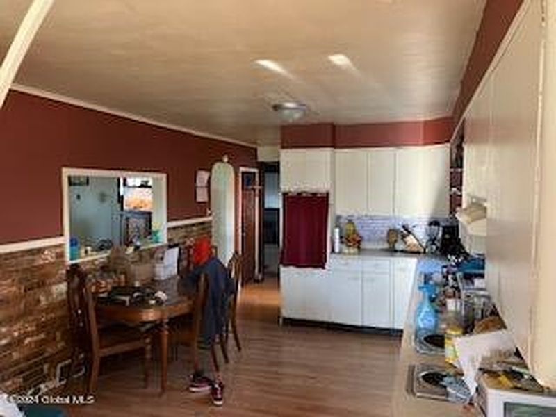 2nd image of 4660 State Highway 30
