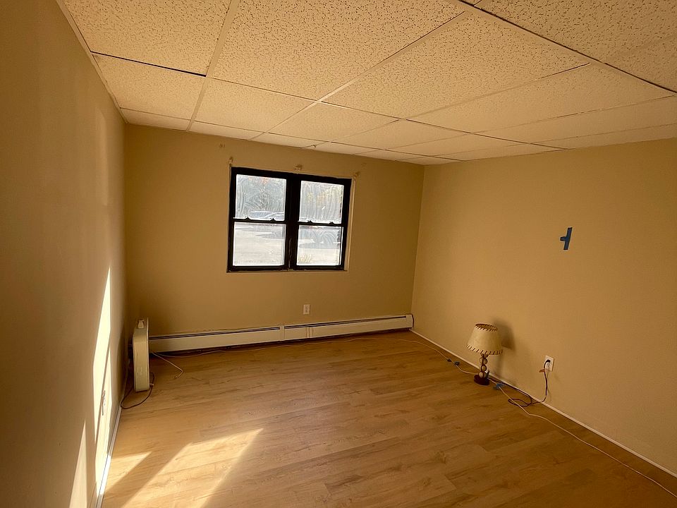 1st image of 79 Ivan St Building C