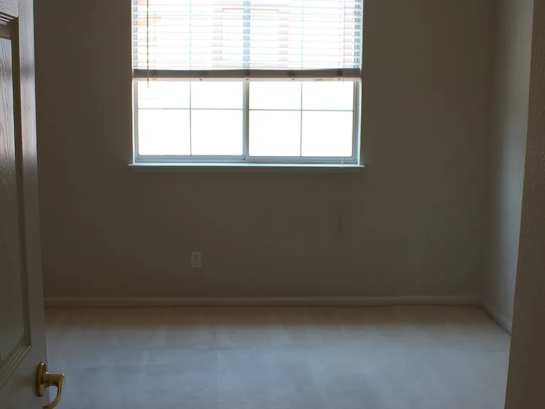 2228 Lenox Pl — Photo 19