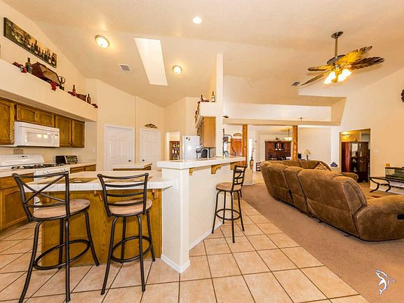 4th image of 8107 E Lorenzo Ln
