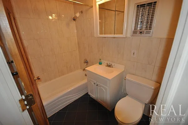 Rented by REAL New York | media 14