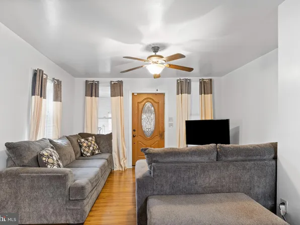221 Kings Mill Rd, York, PA 17401