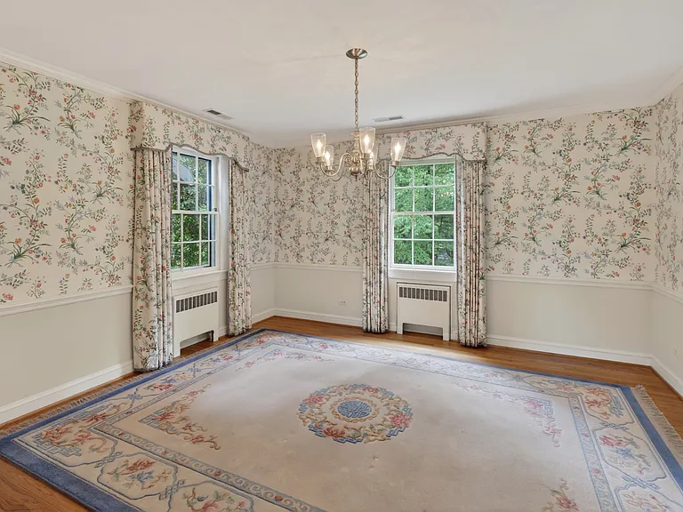 535 E Rio Rd — Photo 11