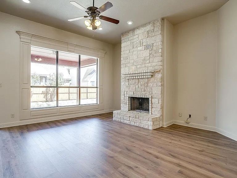 101 Prairie Dunes Dr — Photo 5