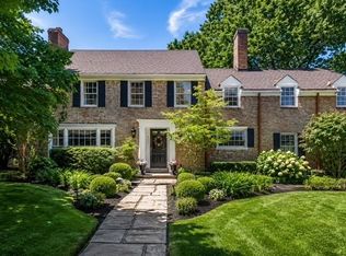 21439 Claythorne Rd, Shaker Heights, OH 44122