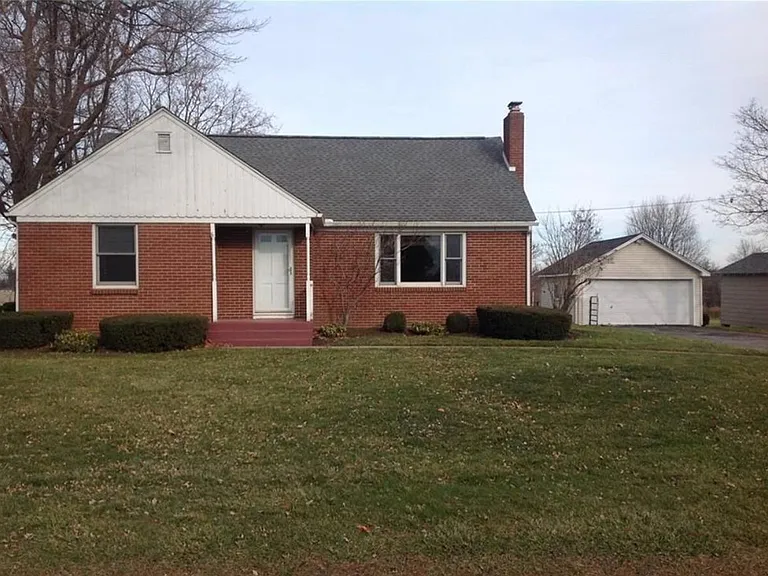7331 Chestnut Ridge Rd — Photo 1