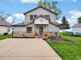 4720 Long Rd, Newport, MI 48166