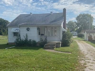 510 S Prairie St, Robinson, IL, 62454
