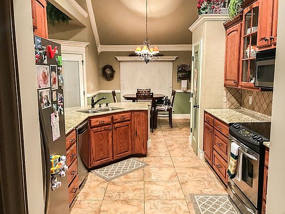 4th image of 1141 Camden Ct