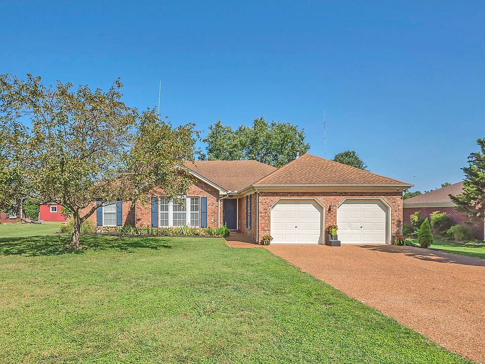1st image of 608 McGivney Ct