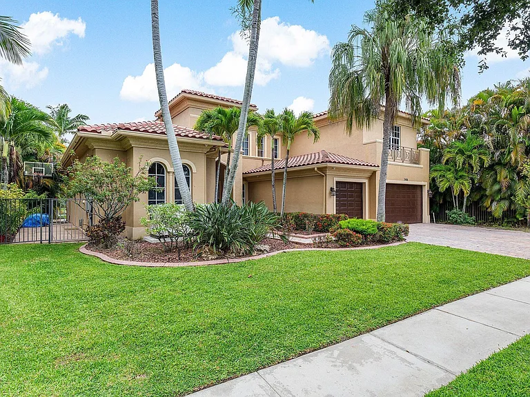 3486 Lago De Talavera — Photo 2