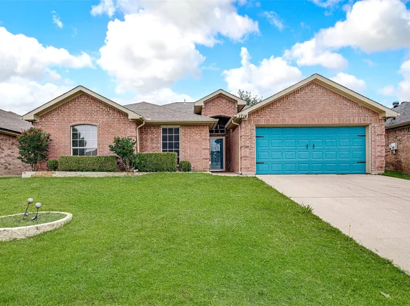 1714 La Caya Dr, Mansfield, TX 76063