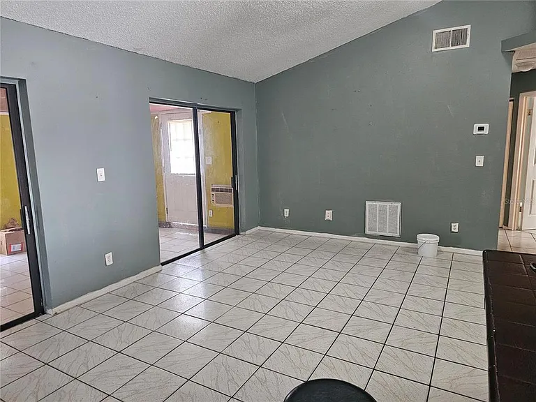 102 Whitehall Way — Photo 22