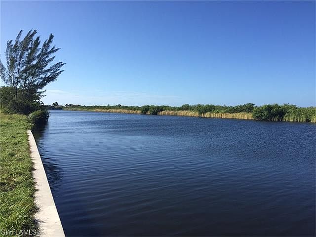 1st image of 3500 Surfside Blvd
