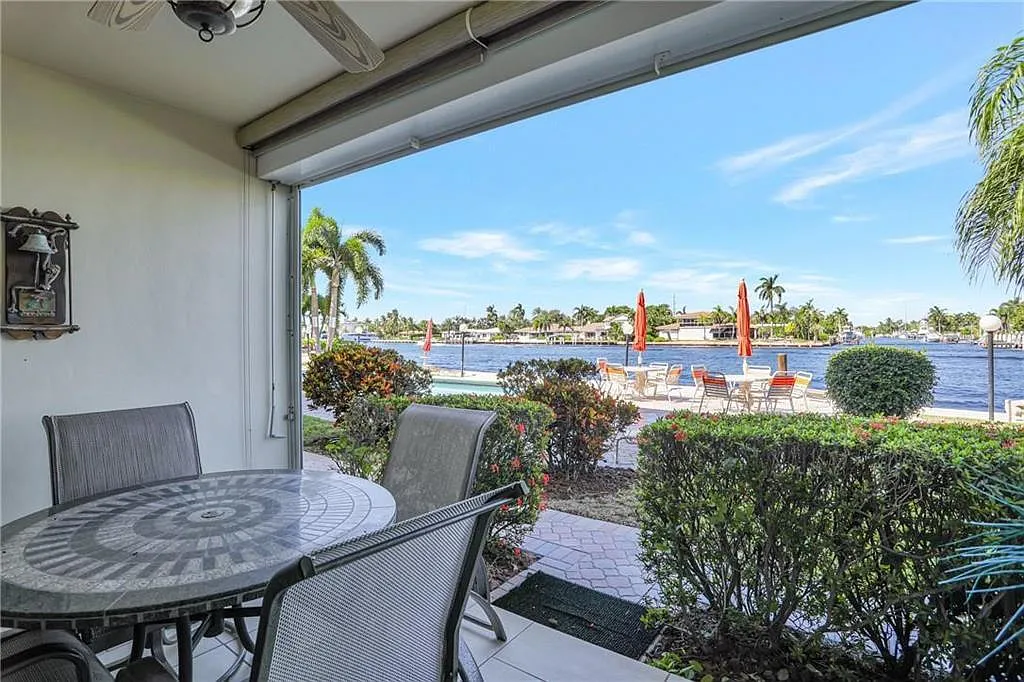 1 bed, 1.0 bath, 700 sqft, $4,000 — Photo 1