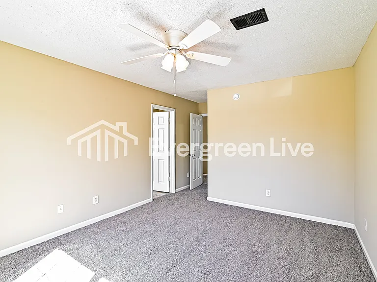 130 Curvewood Rd — Photo 6
