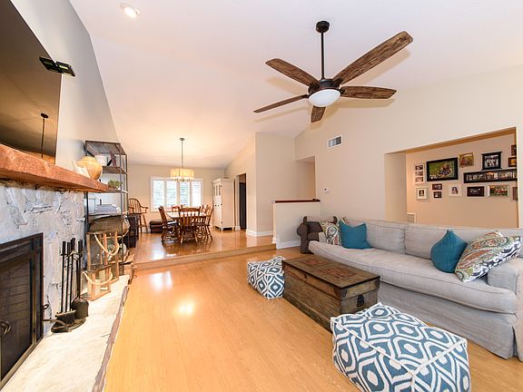 5th image of 6959 NW 66th Way