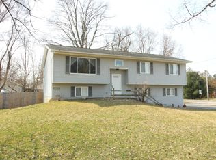 1288 Vineland Ave, Saint Joseph, MI 49085