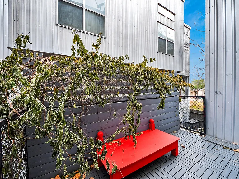 1428 Bailey St — Photo 35