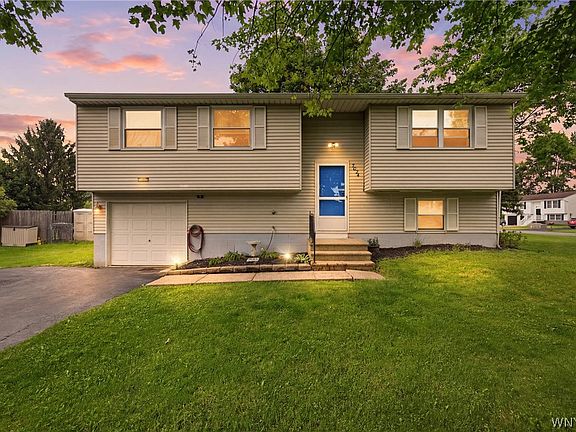 2nd image of 7024 Academy Ln
