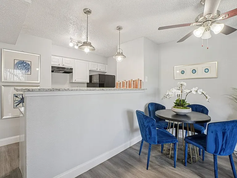 Don't Miss Out Biltmore Homes Leasing Fast — Photo 20