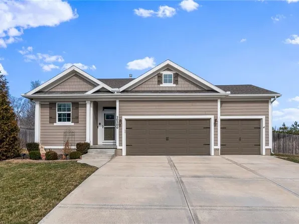 20500 W 71st Ter, Shawnee, KS 66218