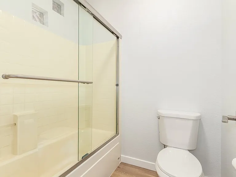 13818 N Saguaro Blvd #202 — Photo 4